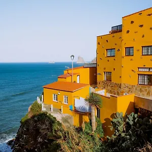 Casanaga Gasthuis Almaciga